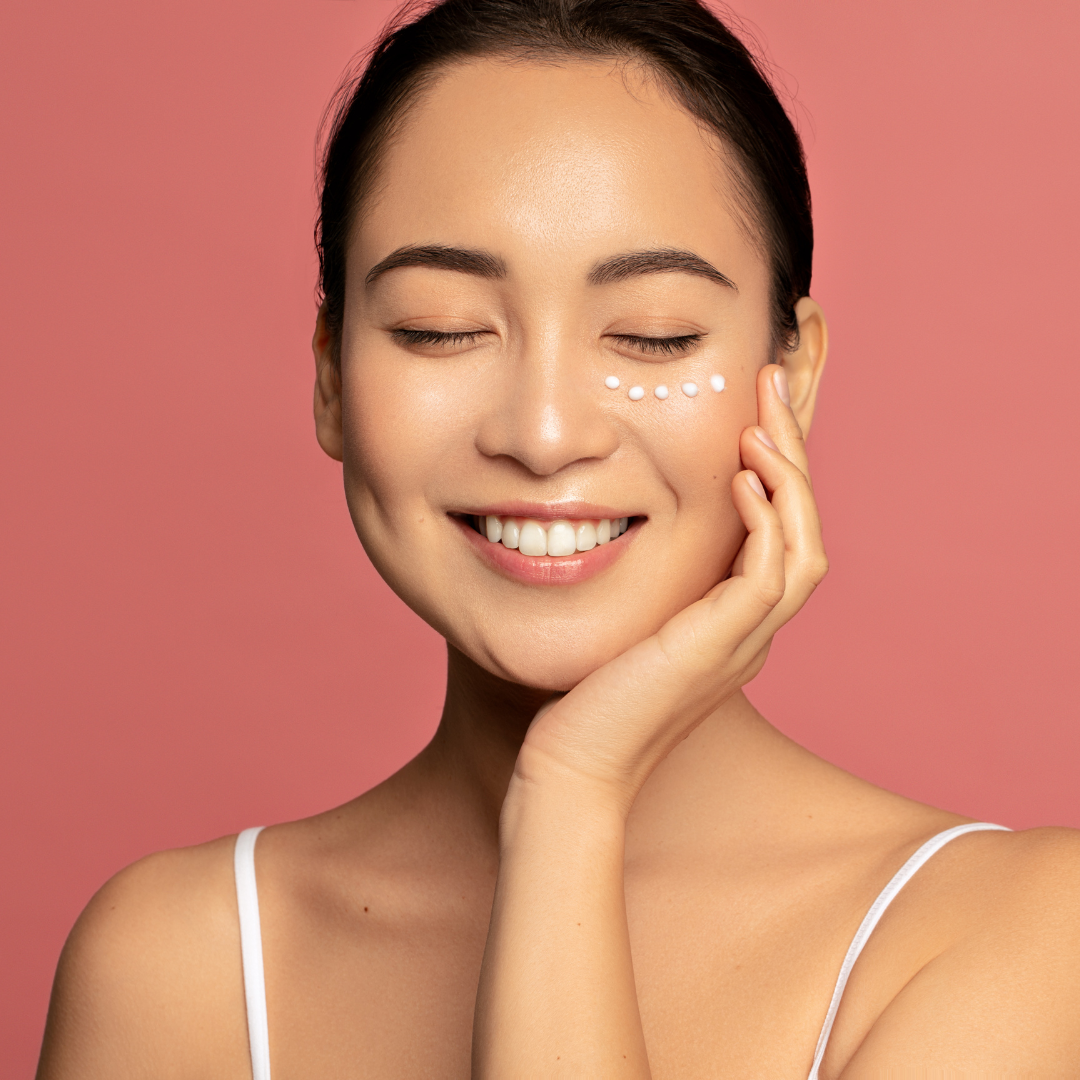 Essentials to combat puffy eyes